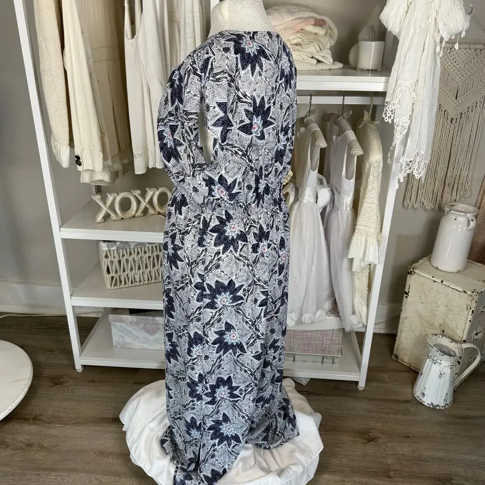 Foxcroft Black and White Floral Maxi Dress - Picture 3 of 9